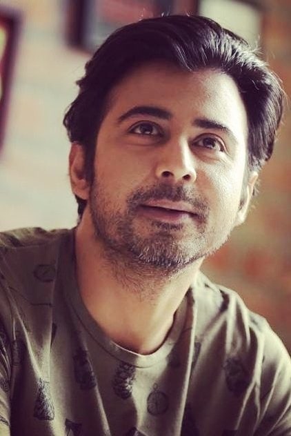 Photo of artist Afran Nisho