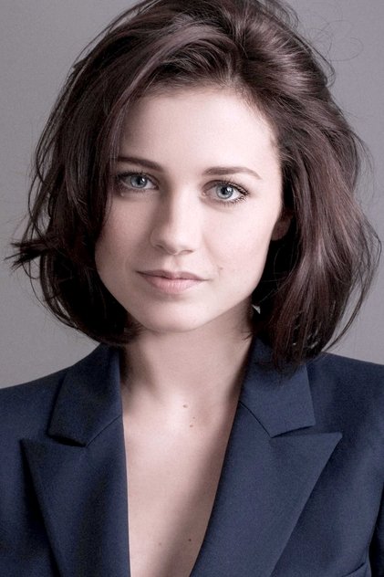 Photo of artist Alice Dufour