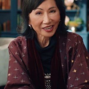 Photo of artist Amy Tan
