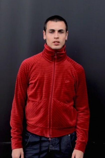 Photo of artist Pablo Louazel