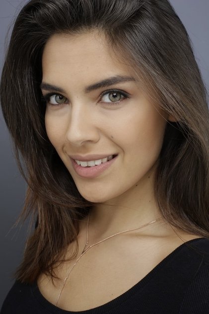Photo of artist Biran Damla Yılmaz