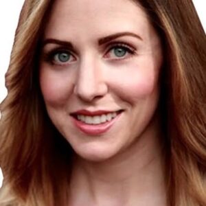 Photo of artist Elisabeth Kiernan Averick