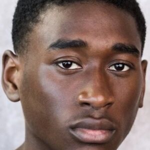 تصویر هنرمند Tienne Simon