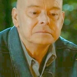 Photo of artist Rob Garrison