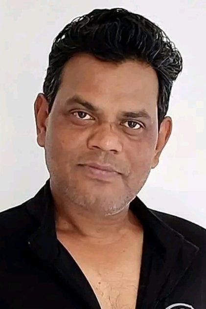 Photo of artist Sukumar Tudu