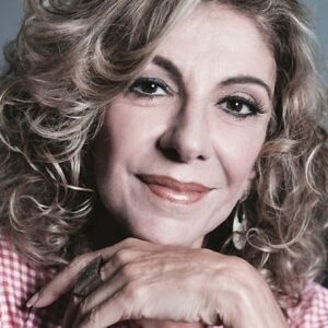 Photo of artist Marília Pêra