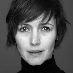 Photo of artist Petronella Barker