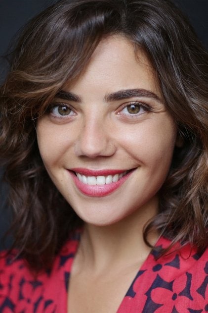 Photo of artist Nassima Benchicou