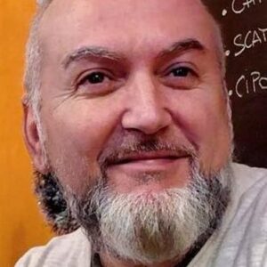 Photo of artist Eros Codinas