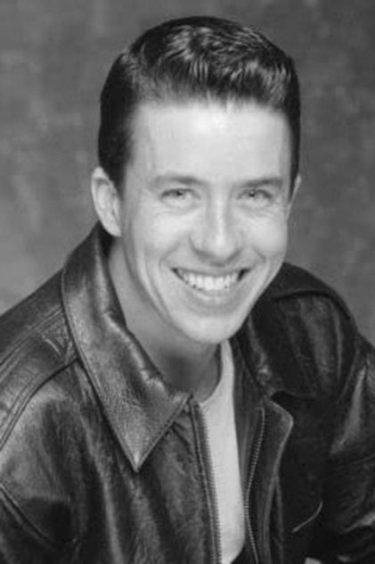 Photo of artist Sean Frye