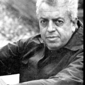 Photo of artist Jorge Ibargüengoitia