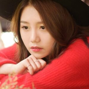 Photo of artist 송하예