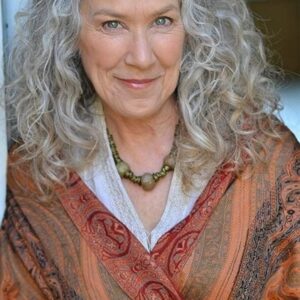 Photo of artist Ellen Karsten