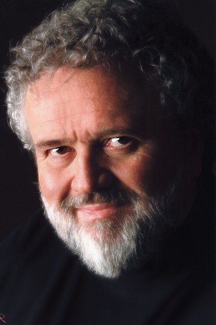 Photo of artist Allen Daviau