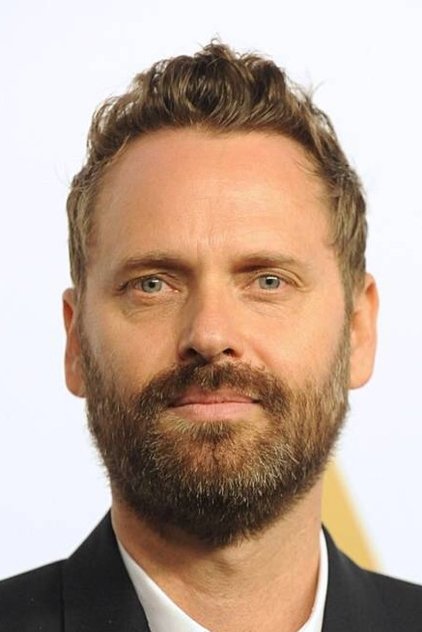 Photo of artist Dustin O'Halloran