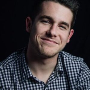 Photo of artist Aaron Mirtes