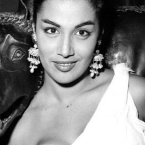 Photo of artist Angela Portaluri