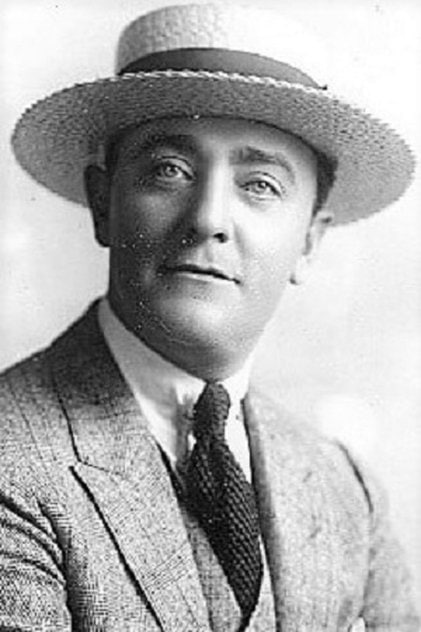 Photo of artist Harry Gribbon