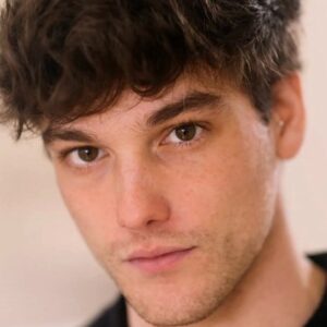 Photo of artist Bernardo Cascais