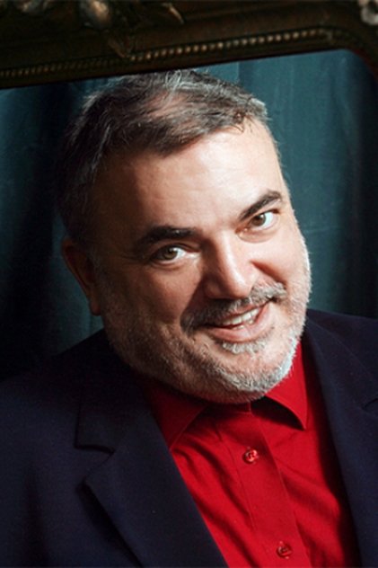 Photo of artist Željko Vukmirica
