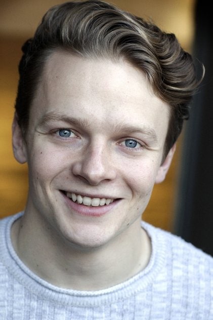 Photo of artist Sam Rintoul