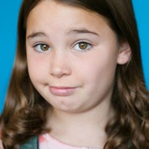 Photo of artist Maggie Lowe