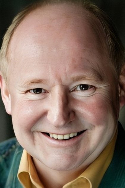 Photo of artist Clive Corner