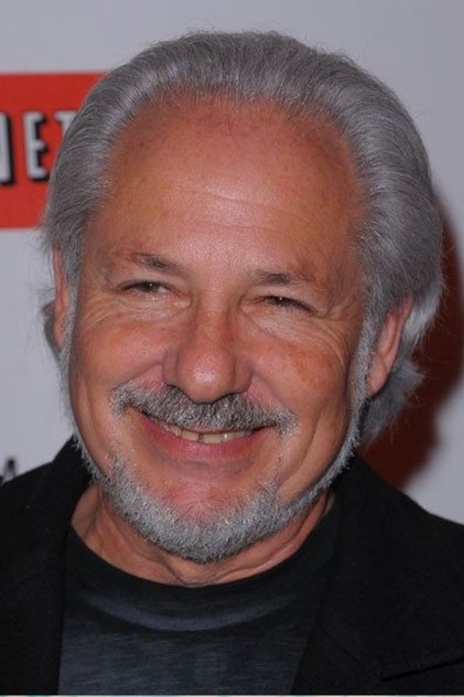 Photo of artist Jeff Kanew