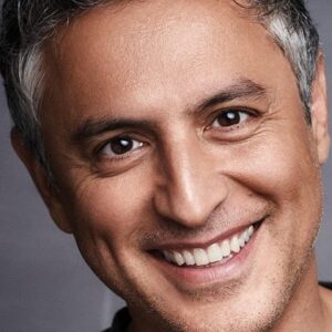 تصویر هنرمند Reza Aslan