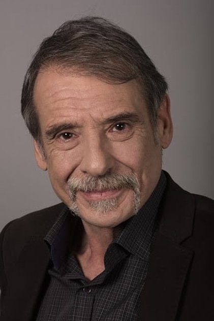 Photo of artist Civan Canova