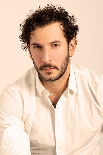 Photo of artist Carlos Troya