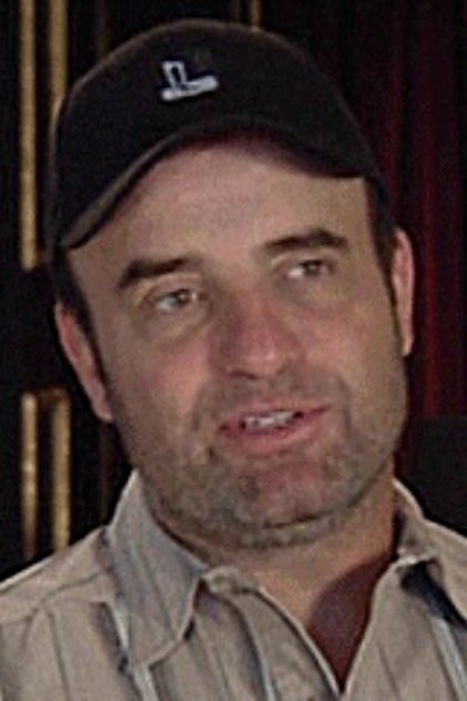 Photo of artist Spiro Razatos