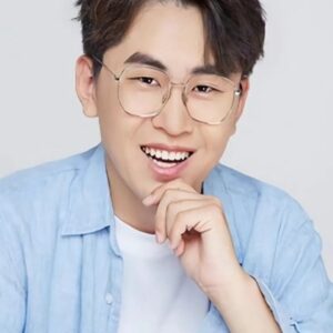 Photo of artist Wang Bo Wen