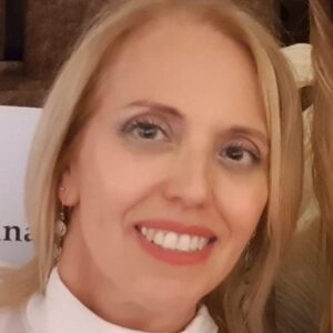 Photo of artist Debora Attanasio