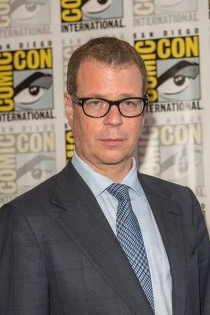 Photo of artist John McNamara