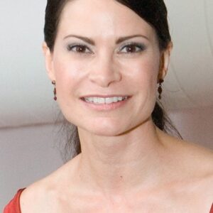 Photo of artist Jacqueline Samuda