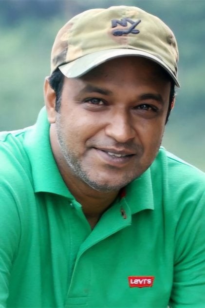 Photo of artist A.K. Azad Shetu
