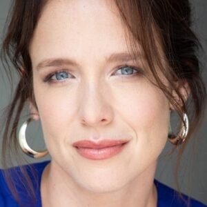 Photo of artist Aryè Campos