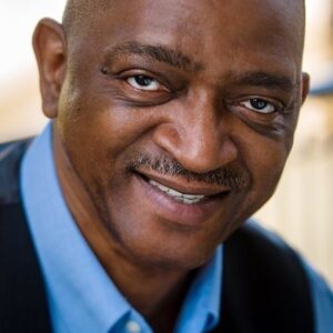 Photo of artist Malcolm Simmons