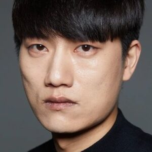 Photo of artist Kim Min-song