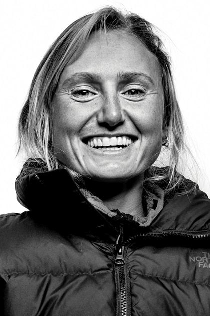 Photo of artist Brette Harrington