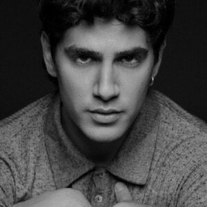 Photo of artist Pau Simon