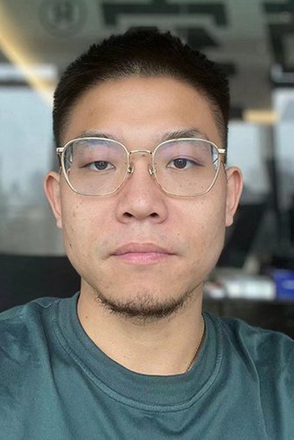Photo of artist Gao Yuheng