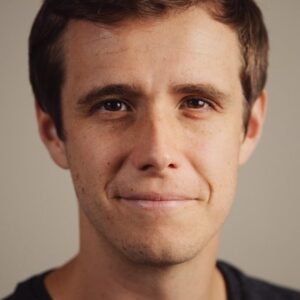 تصویر هنرمند Max Tzannes