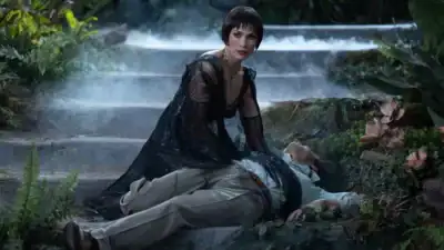 Teaser for Kiss of the Spider Woman