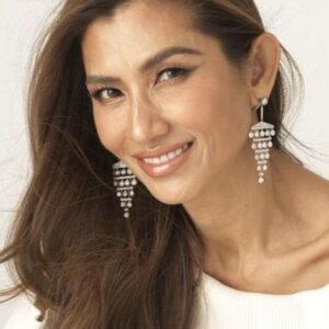 تصویر هنرمند Alissa Intusmith