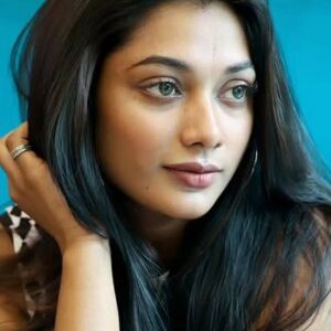 تصویر هنرمند Suganya Shanmugam