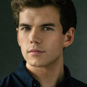 تصویر هنرمند Luke Newton