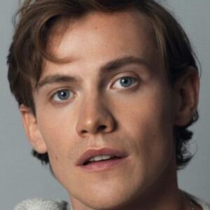 تصویر هنرمند Cassian Bilton