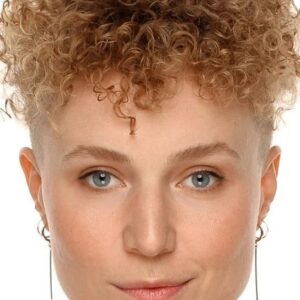 تصویر هنرمند Alexandra Avdonina